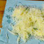 Салат «Муравейник с курицей — рецепты с картофельной соломкой Салат муравейник с маком и яичным блином